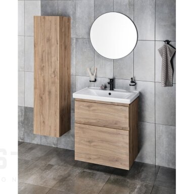 Apvalus 60cm veidrodis juodu matiniu rėmu